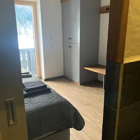 Feriehus Hisa Pod Gorami Ii****-house With Wellness Kranjska Gora