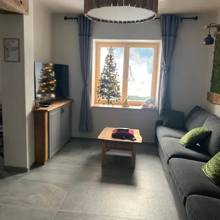 度假居 Hisa Pod Gorami Ii****-house With Wellness 克拉尼斯卡戈拉