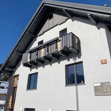 Hisa Pod Gorami Ii****-house With Wellness 度假居 *